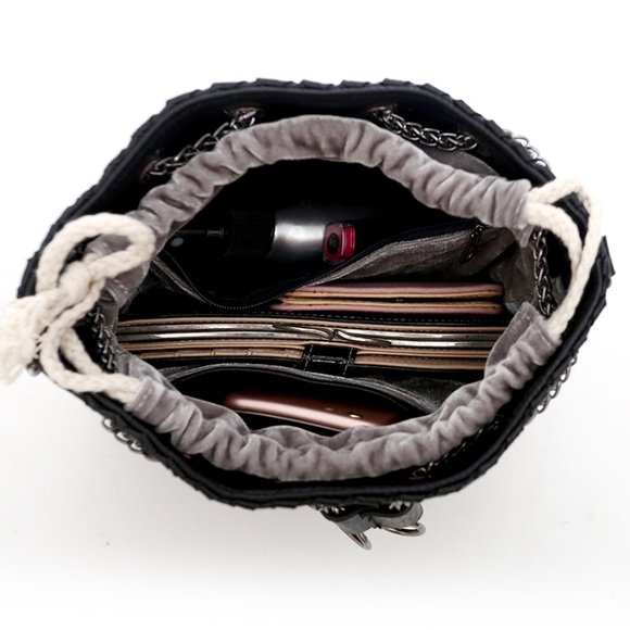 🆕 FLORENCE Weaved Drawstring Bucket Bag - Picture 6 of 8